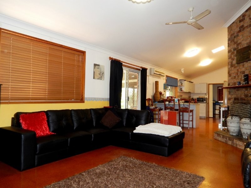 44 Illawong Way, Karana Downs QLD 4306