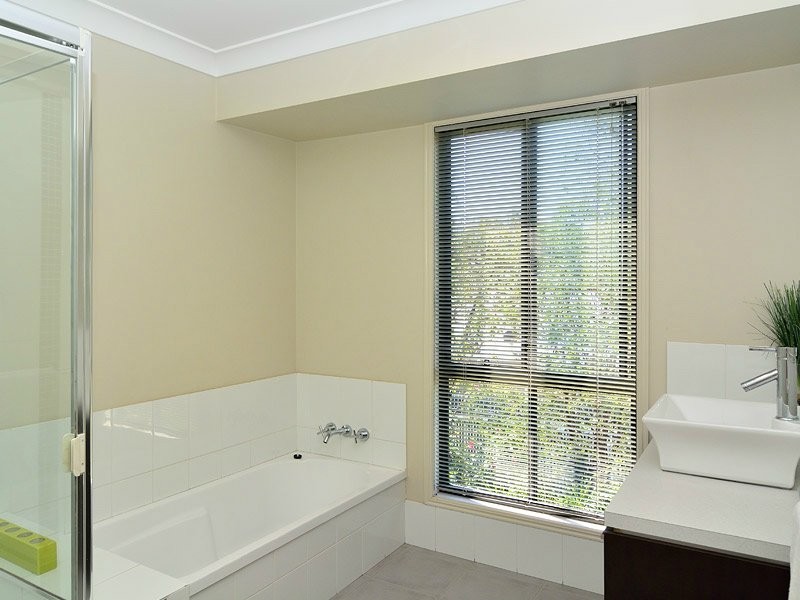 244 Blackwall Road, Chuwar QLD 4306