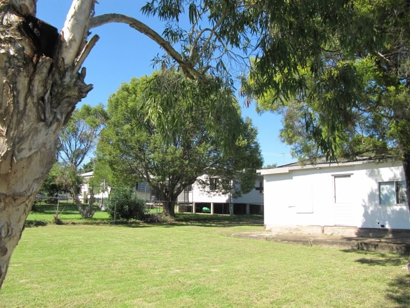 22 Callaghan Street, East Ipswich QLD 4305