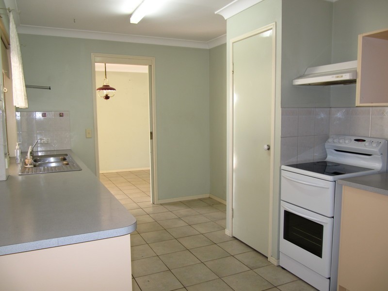 28 Jacaranda Drive, Yamanto QLD 4305