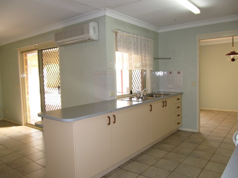 28 Jacaranda Drive, Yamanto QLD 4305