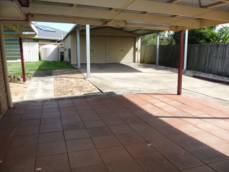 28 Jacaranda Drive, Yamanto QLD 4305