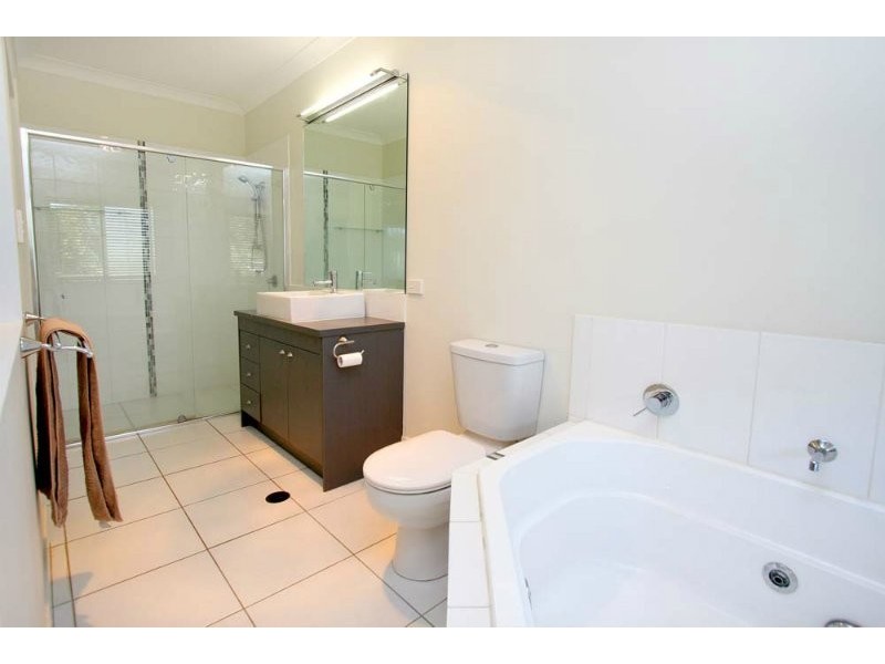 40 Atkinson Drive, Karana Downs QLD 4306