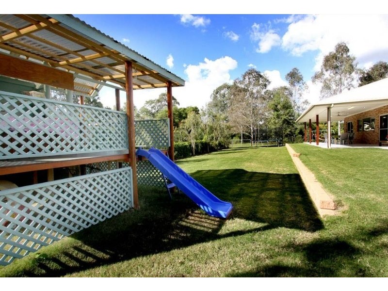 40 Atkinson Drive, Karana Downs QLD 4306