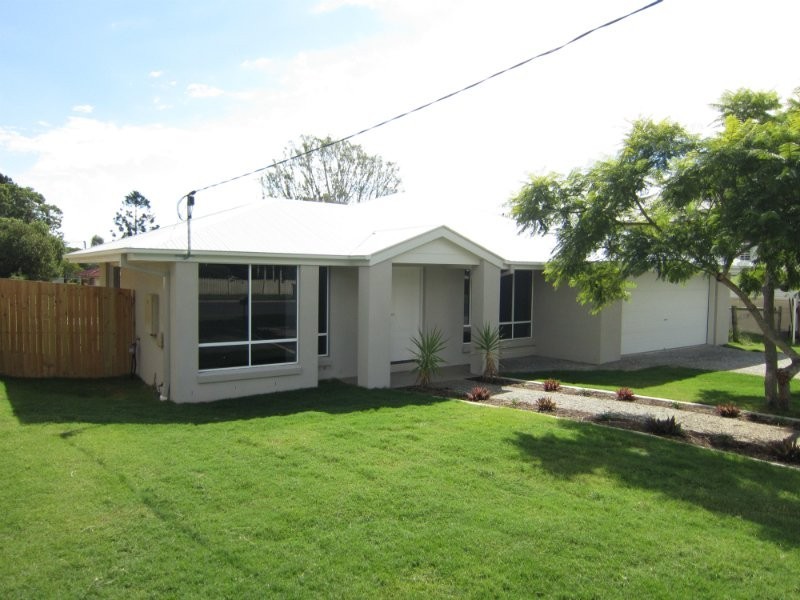 17 Hall Street, Peak Crossing QLD 4306