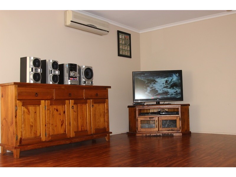 18 Thomas Street, Flinders View QLD 4305