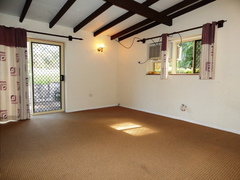 114 Phillip Crescent, Barellan Point QLD 4306