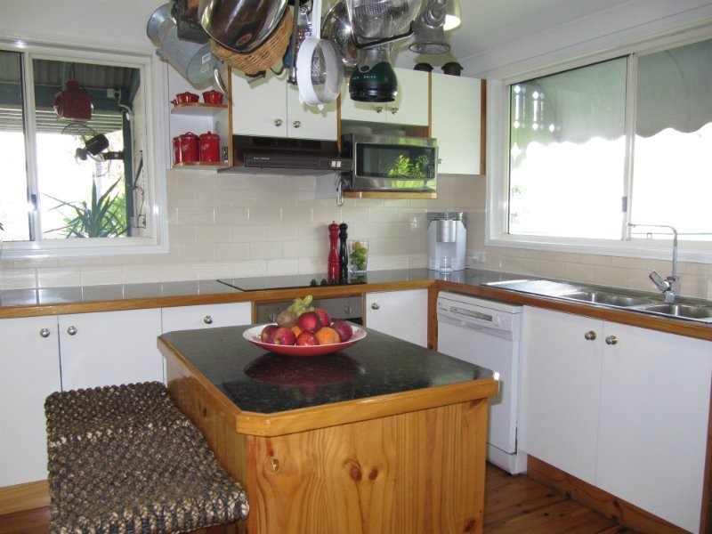 80 Hills Road, Borallon QLD 4306