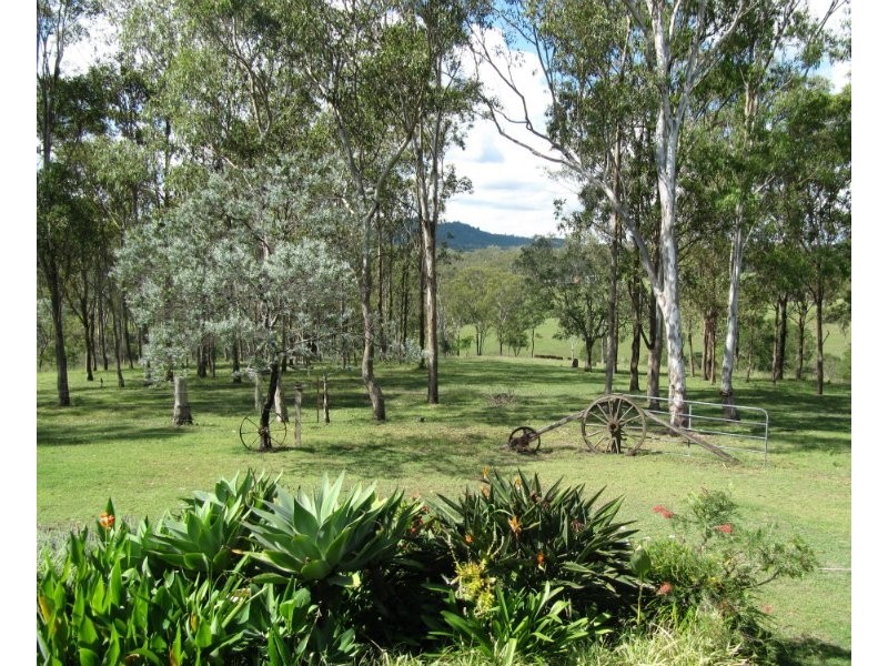 80 Hills Road, Borallon QLD 4306