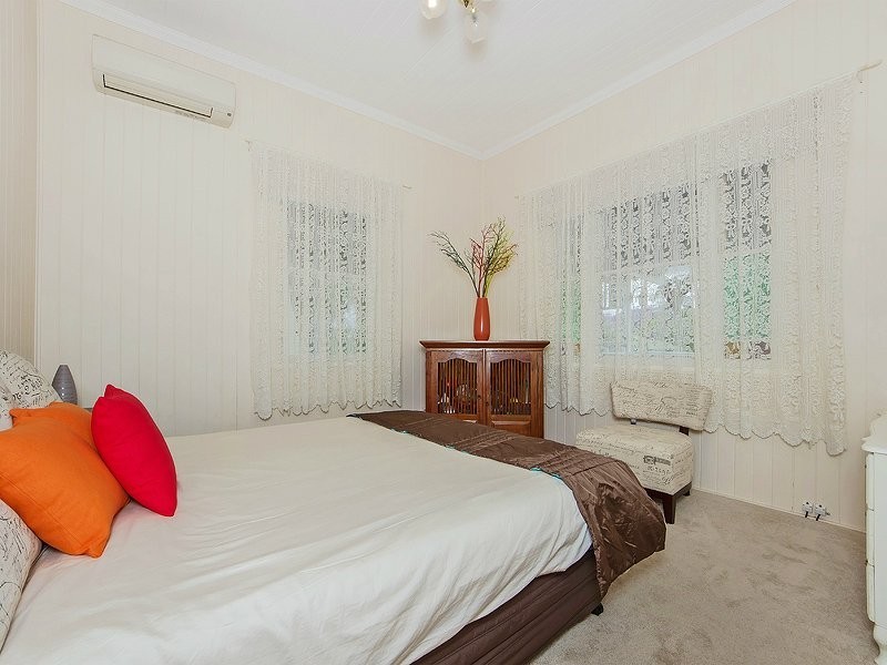 5 Stephenson Street, Sadliers Crossing QLD 4305