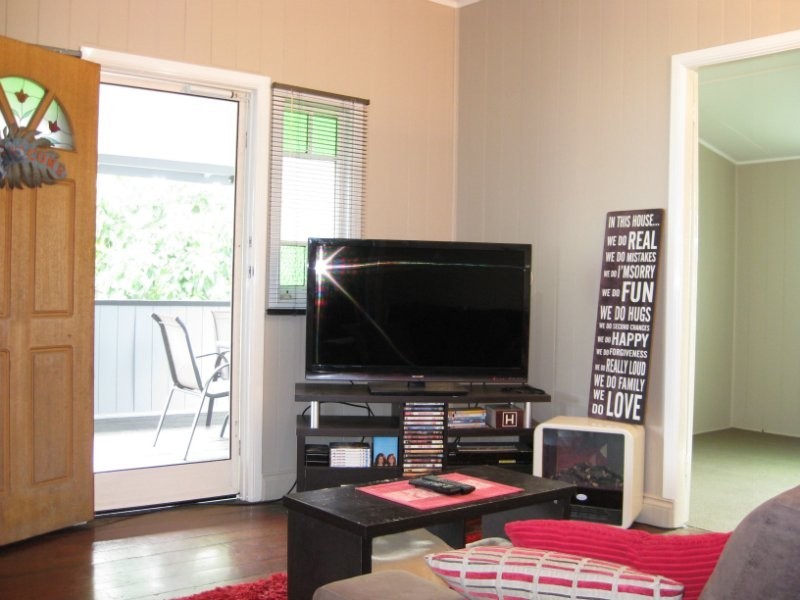 34 Hunter Street, Brassall QLD 4305