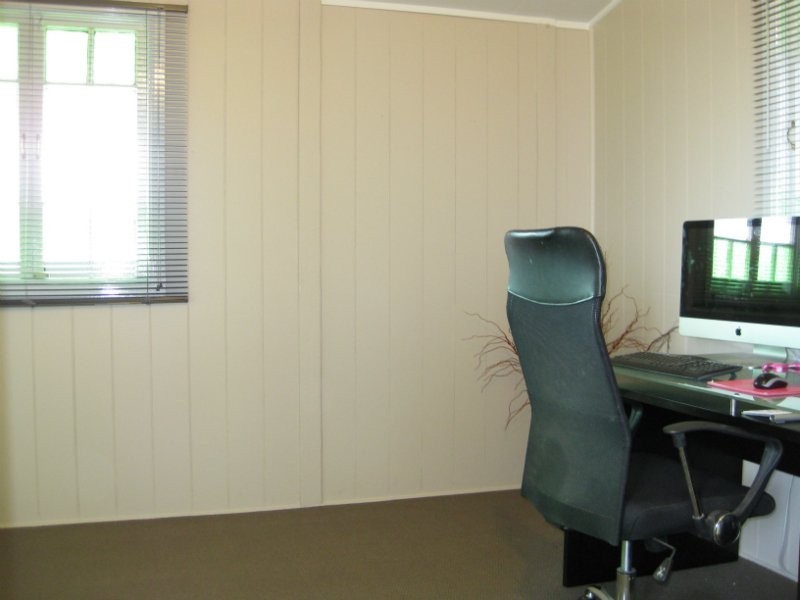 34 Hunter Street, Brassall QLD 4305