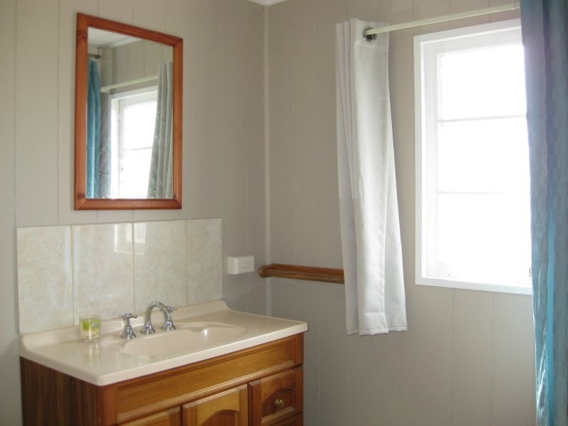 34 Hunter Street, Brassall QLD 4305