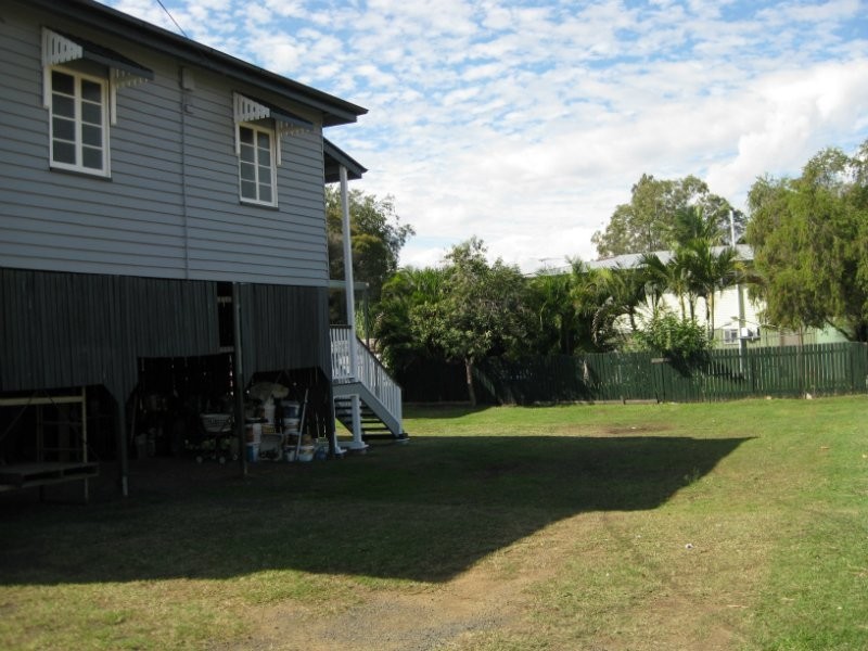 34 Hunter Street, Brassall QLD 4305