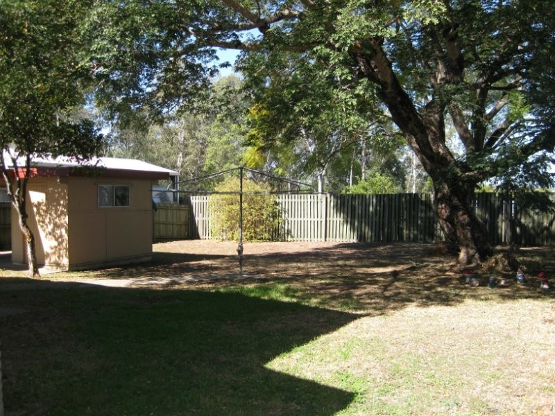 37 Crosshill Street, Leichhardt QLD 4305