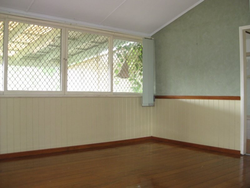 37 Ferrett Street, Sadliers Crossing QLD 4305