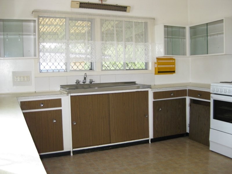 37 Ferrett Street, Sadliers Crossing QLD 4305