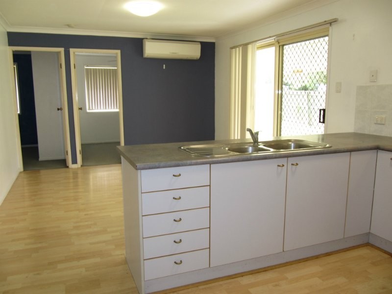 44 Cowley Drive, Flinders View QLD 4305
