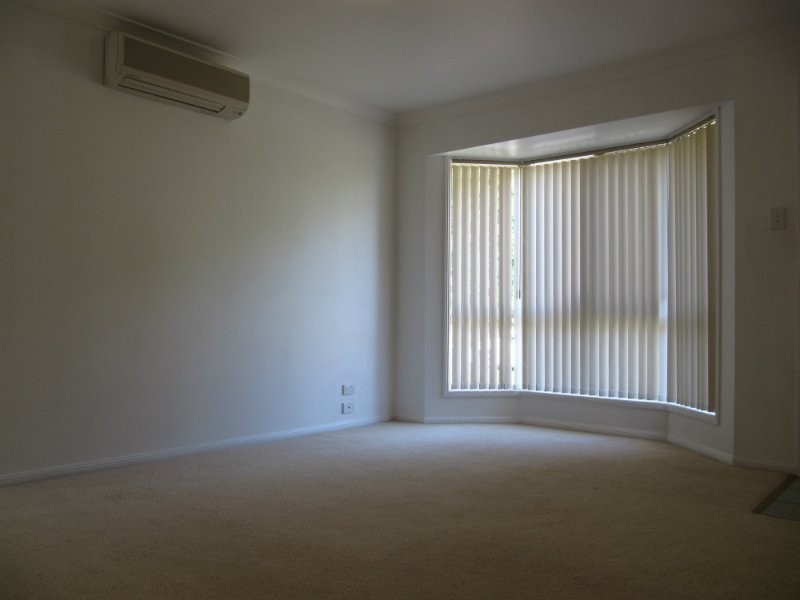 44 Cowley Drive, Flinders View QLD 4305