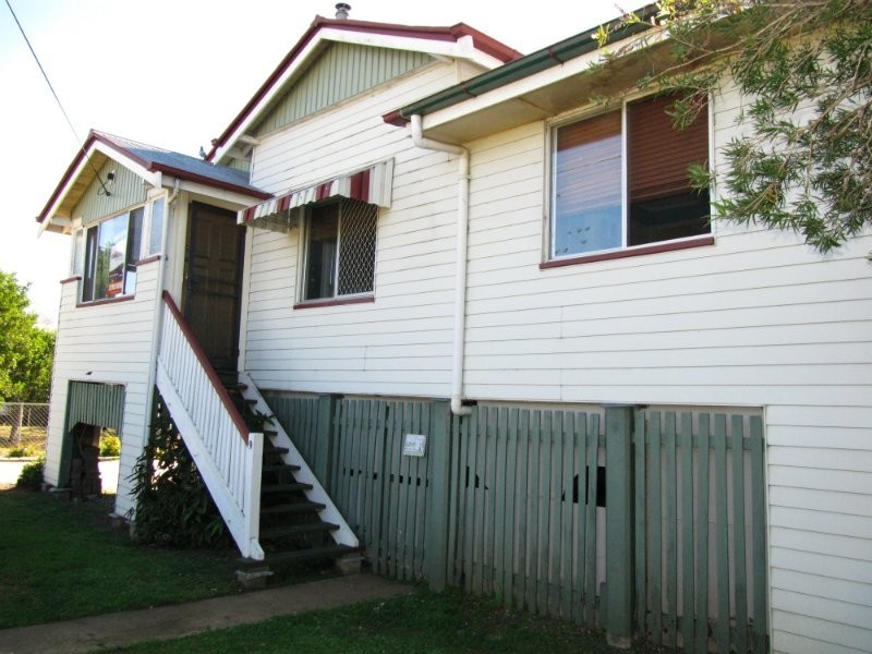 9 William Street, Rosewood QLD 4340