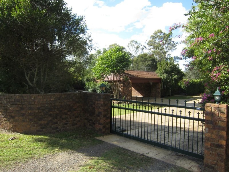 26 Islandview Street, Barellan Point QLD 4306