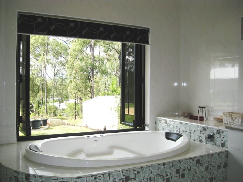 100 Winland Drive, Deebing Heights QLD 4306