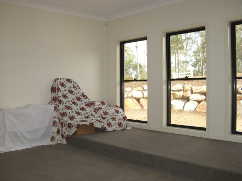 100 Winland Drive, Deebing Heights QLD 4306