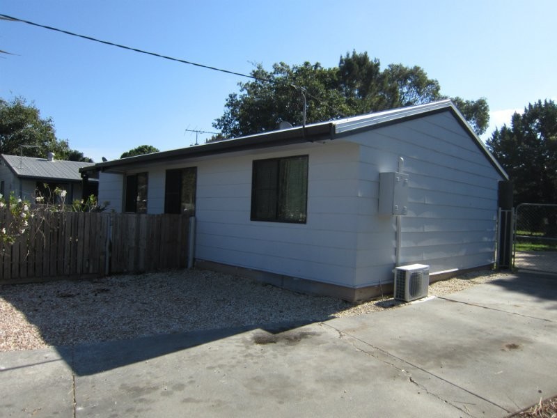40 Phyllis Street, Eastern Heights QLD 4305