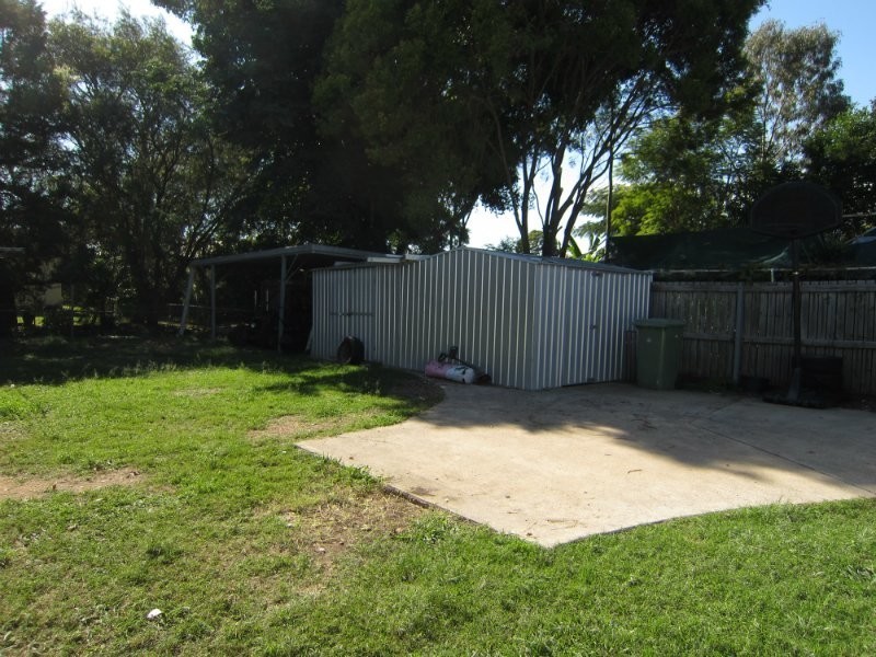 40 Phyllis Street, Eastern Heights QLD 4305