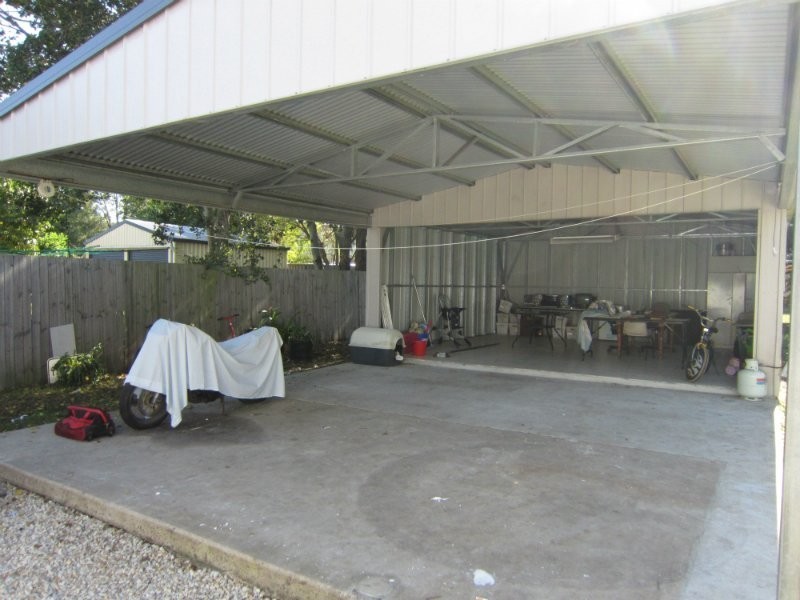 40 Phyllis Street, Eastern Heights QLD 4305