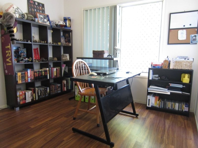 13 McDougall Close, Silkstone QLD 4304