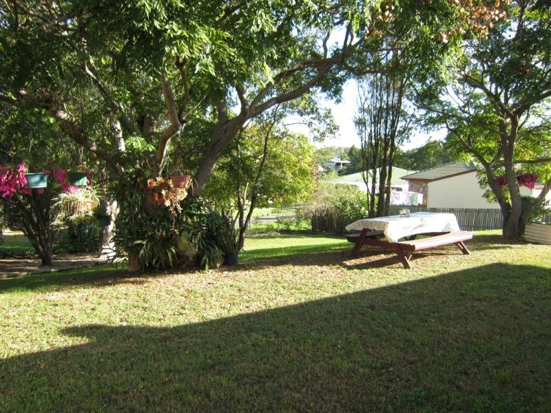 13 McDougall Close, Silkstone QLD 4304