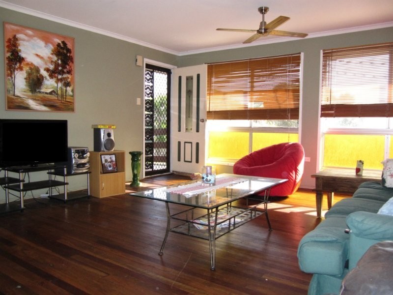 24 Ironbark Crescent, Raceview QLD 4305