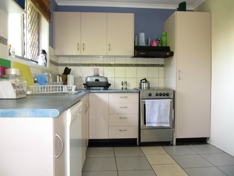 24 Ironbark Crescent, Raceview QLD 4305