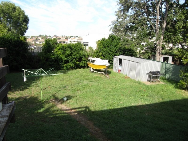 24 Ironbark Crescent, Raceview QLD 4305