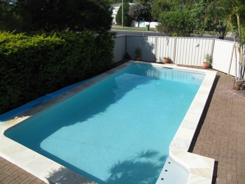 2 Maenporth Street, Leichhardt QLD 4305