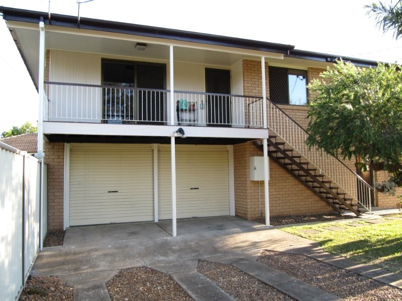 2 Maenporth Street, Leichhardt QLD 4305