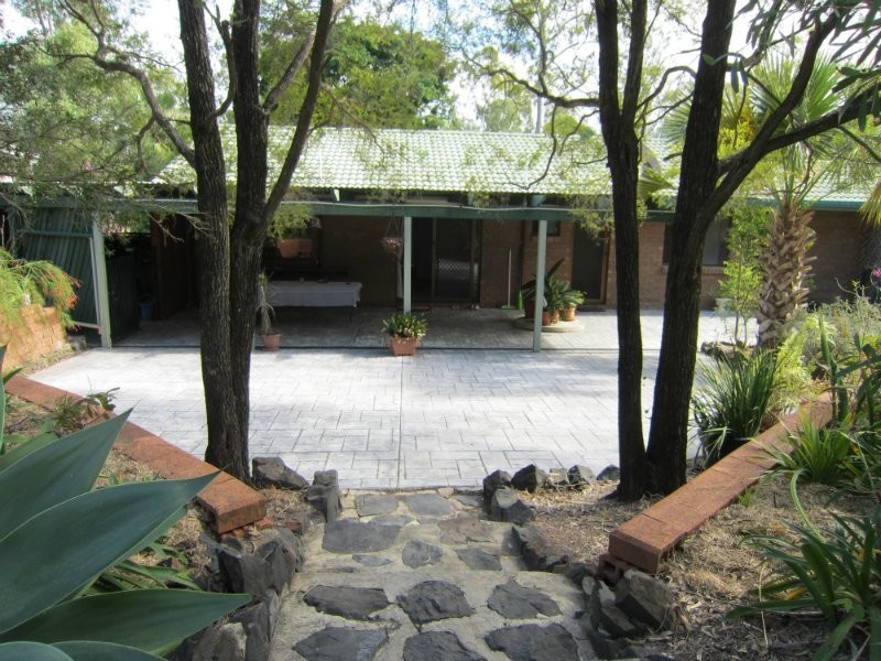 25 Hood Street, Karalee QLD 4306