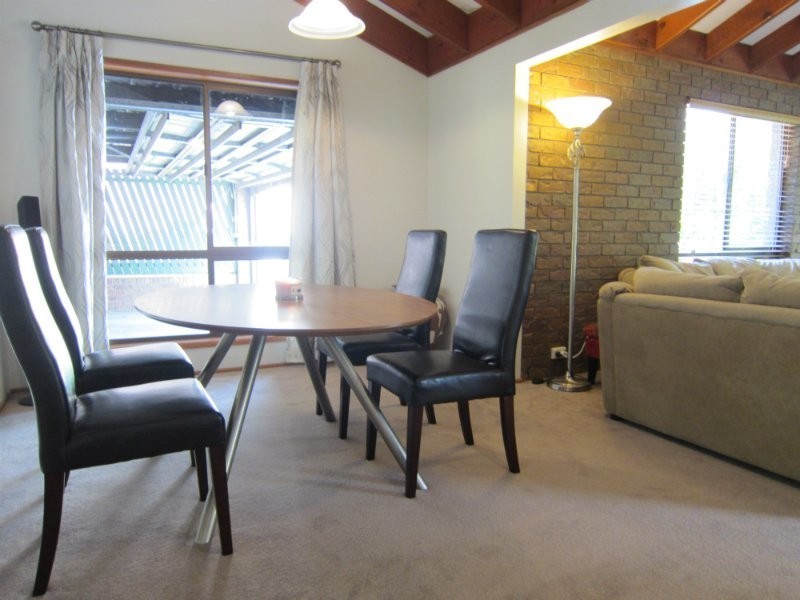 25 Hood Street, Karalee QLD 4306