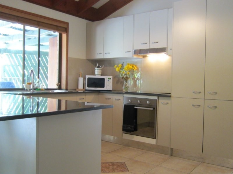 25 Hood Street, Karalee QLD 4306