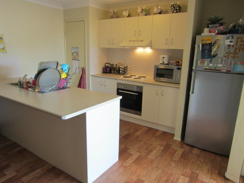 138 Edwards Street, Raceview QLD 4305