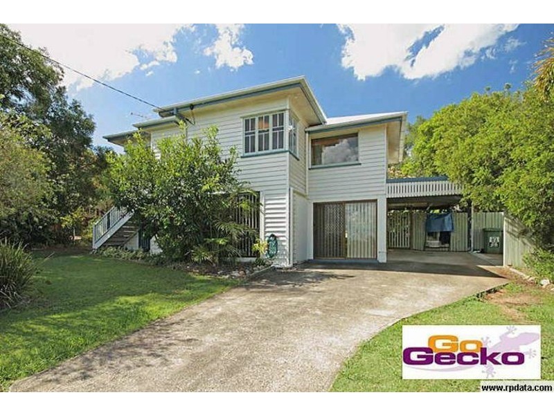 8 Lloyd George Street, Eastern Heights QLD 4305