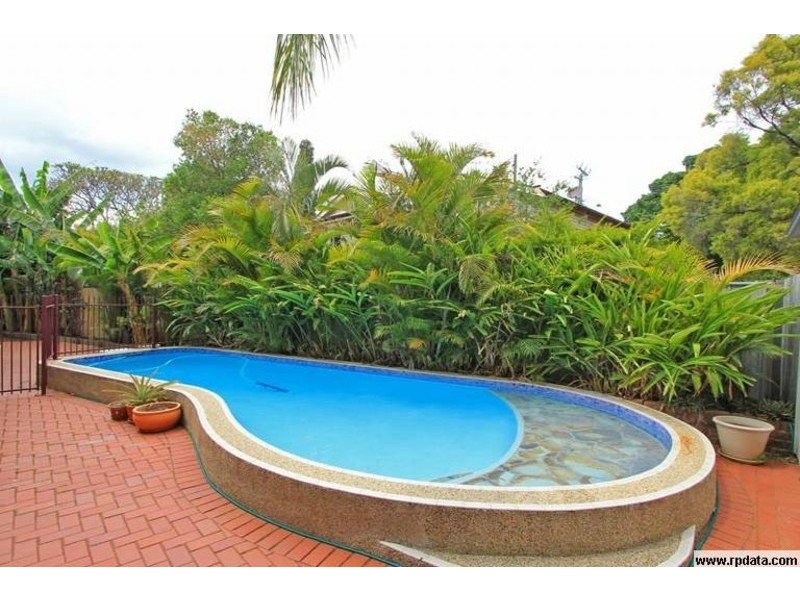 3 Brisbane Road, Newtown QLD 4305