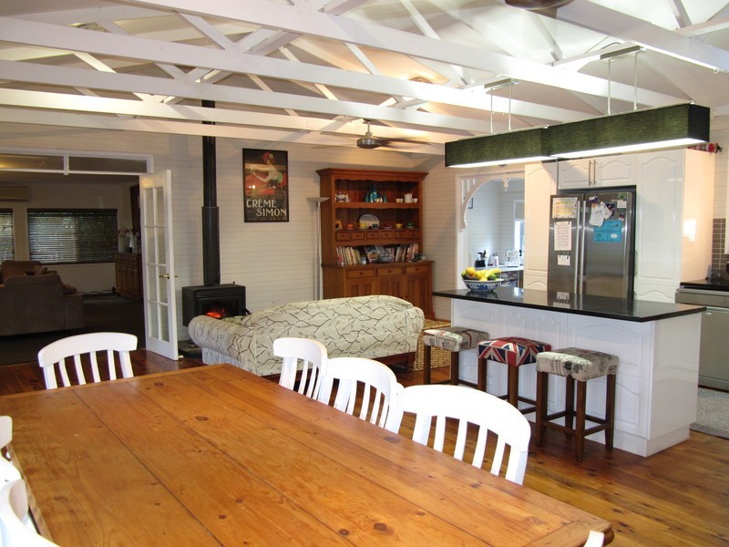 1 Heather Street, Karalee QLD 4306