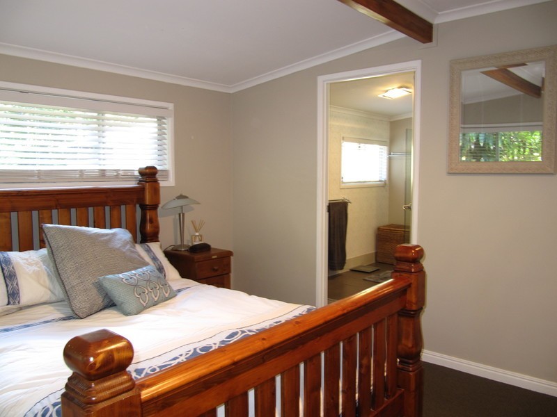 1 Heather Street, Karalee QLD 4306