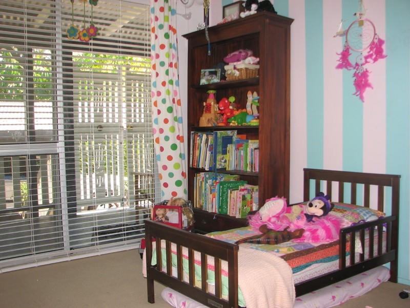 1 Heather Street, Karalee QLD 4306