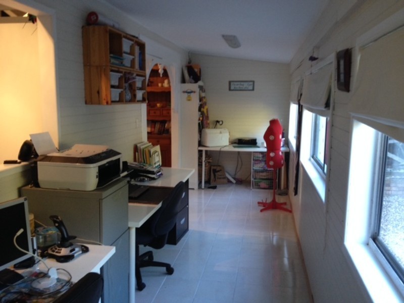 1 Heather Street, Karalee QLD 4306