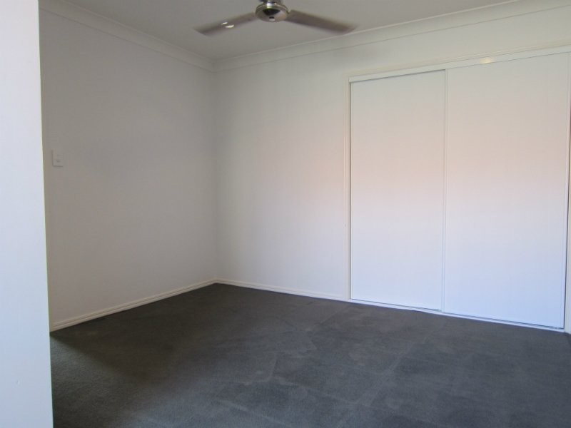 74 Westminster Crescent, Raceview QLD 4305