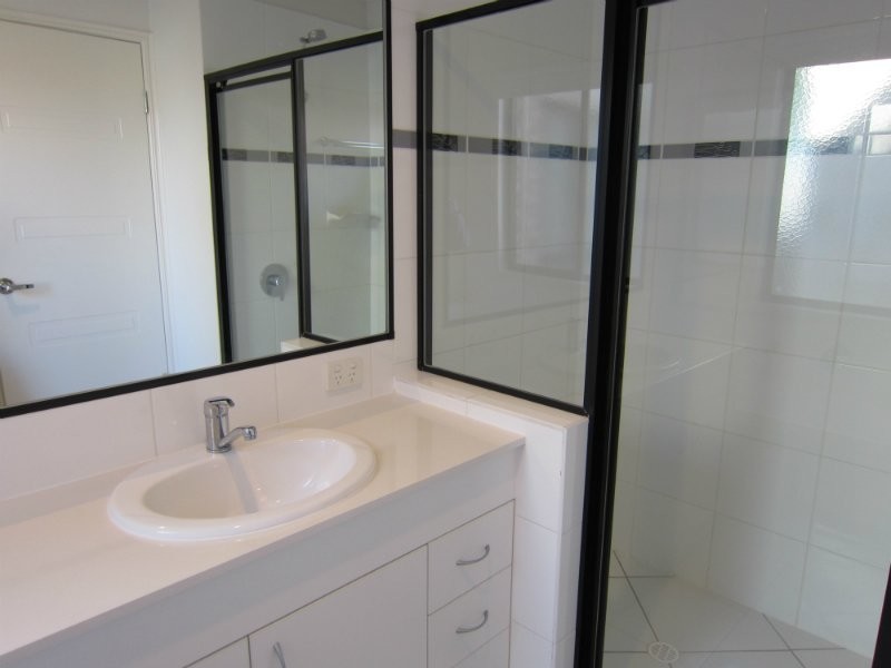 74 Westminster Crescent, Raceview QLD 4305