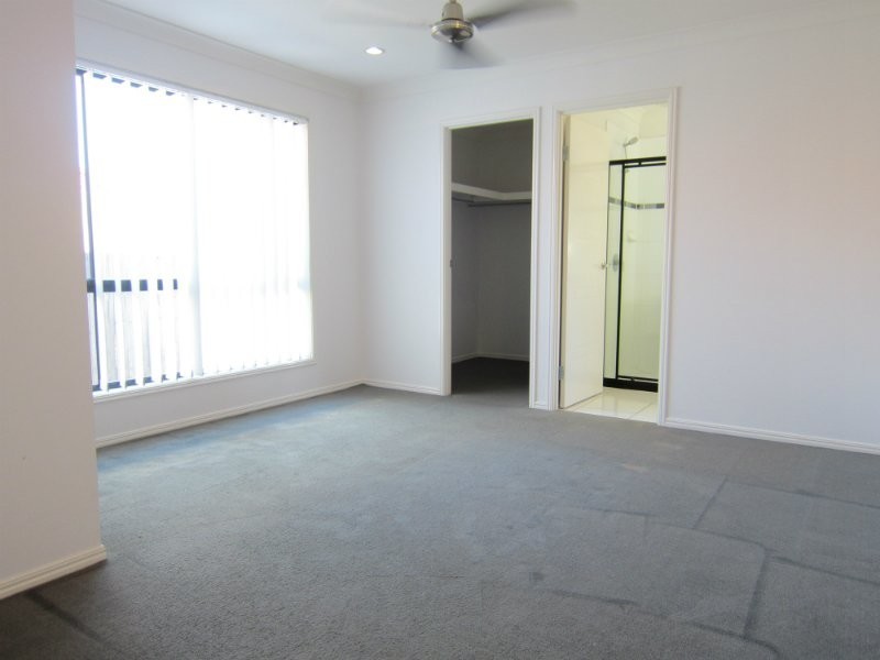 74 Westminster Crescent, Raceview QLD 4305